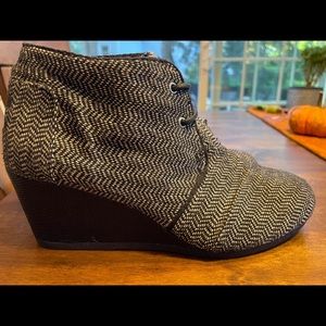 TOMS Desert Wedge Bootie